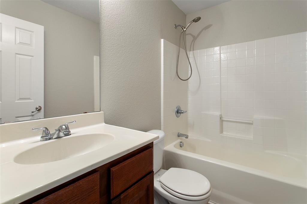 14032 Sand Hills Drive Property Photo 15