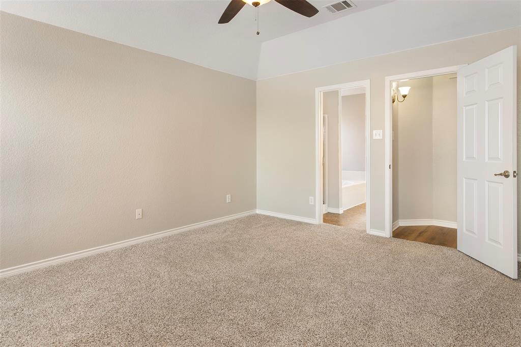 14032 Sand Hills Drive Property Photo 19
