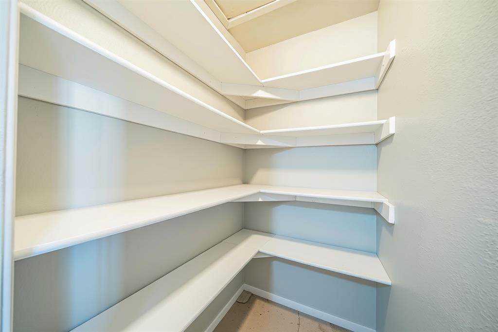 1122 Millview Drive 1503 Property Photo 9
