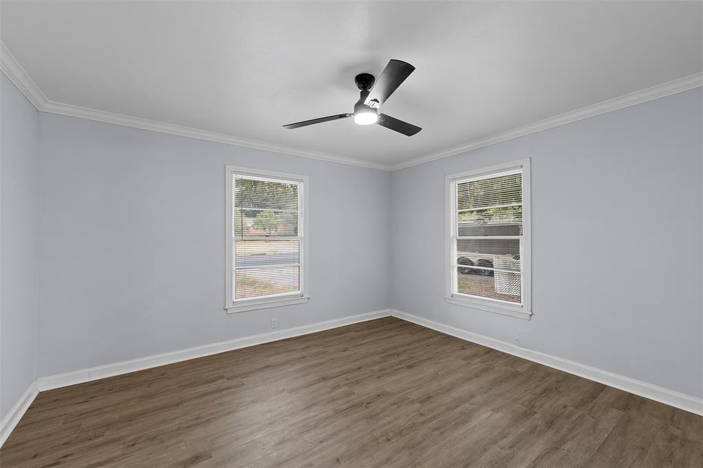 2416 Lake Air Drive Property Photo 10