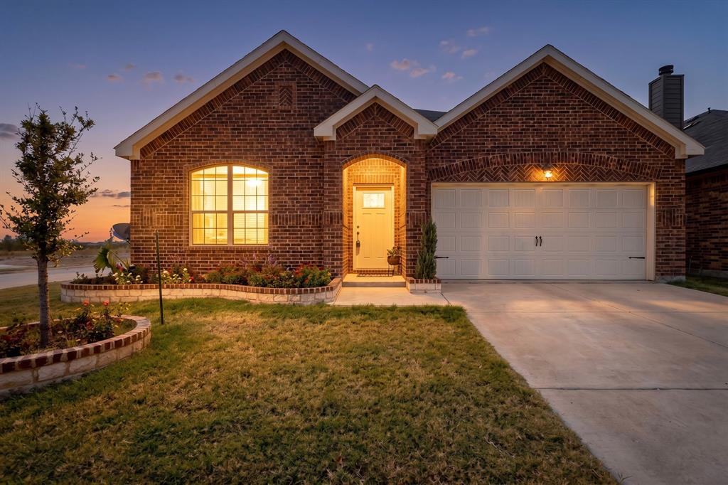 1794 Gleasondale Place Property Photo 1