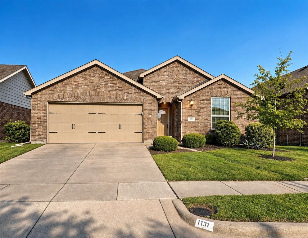 1131 Grimes Drive Property Photo 1