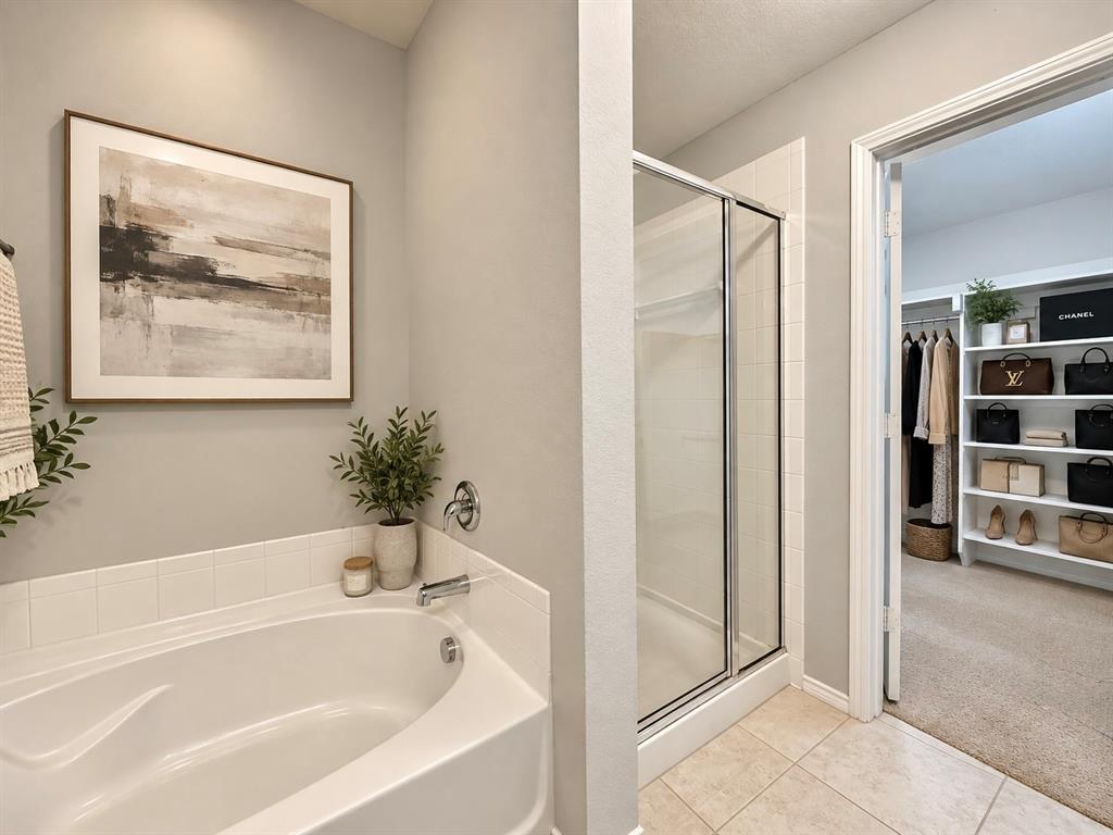 1131 Grimes Drive Property Photo 14
