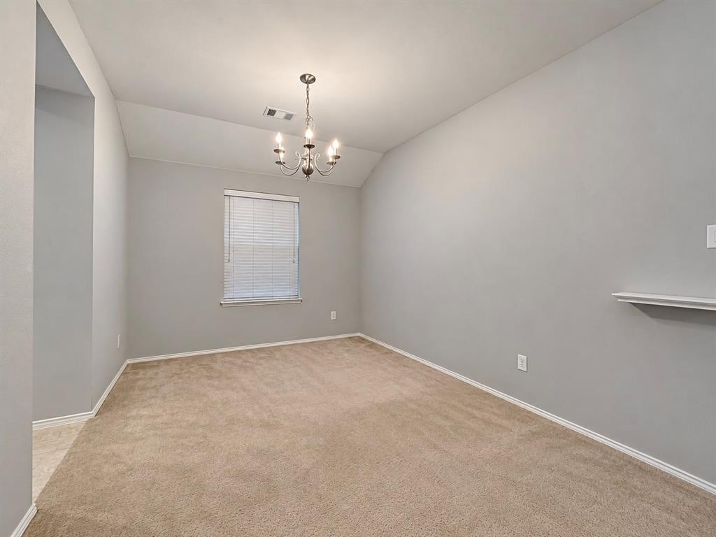 1131 Grimes Drive Property Photo 16