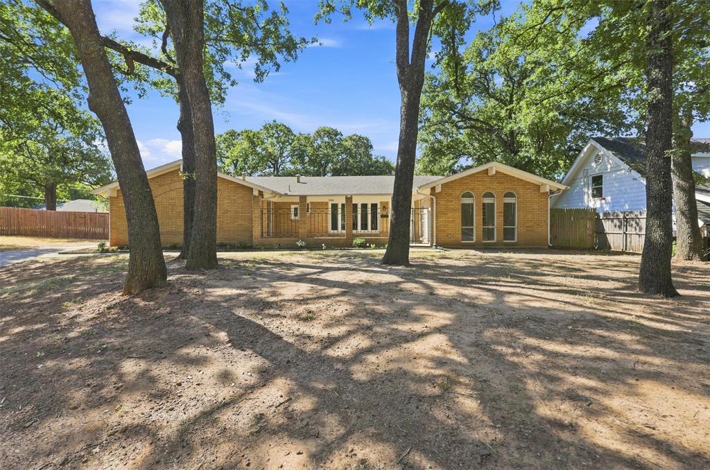 7544 Monterrey Drive Property Photo 1
