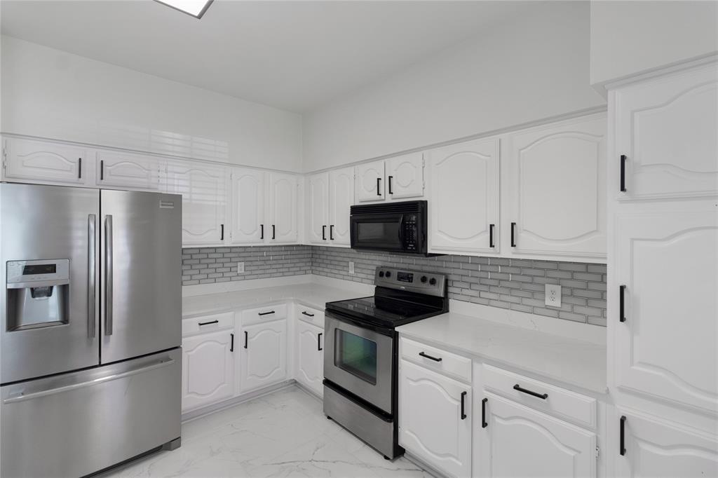 2835 Keller Springs Road 903