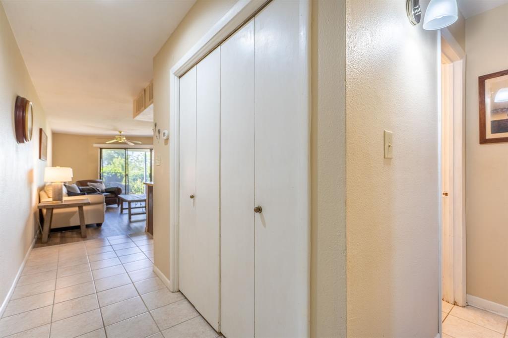 436 Yacht Club Drive D Property Photo 6