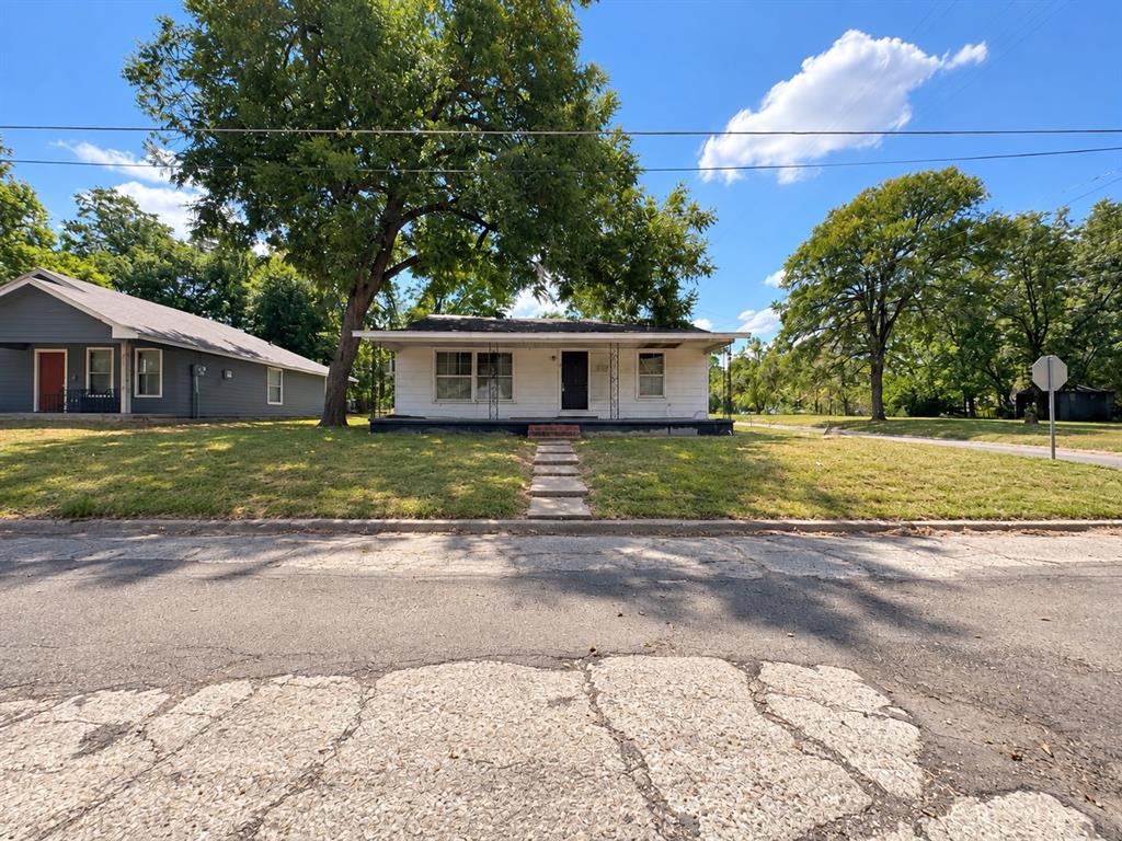 308 W Taylor Street Property Photo 1