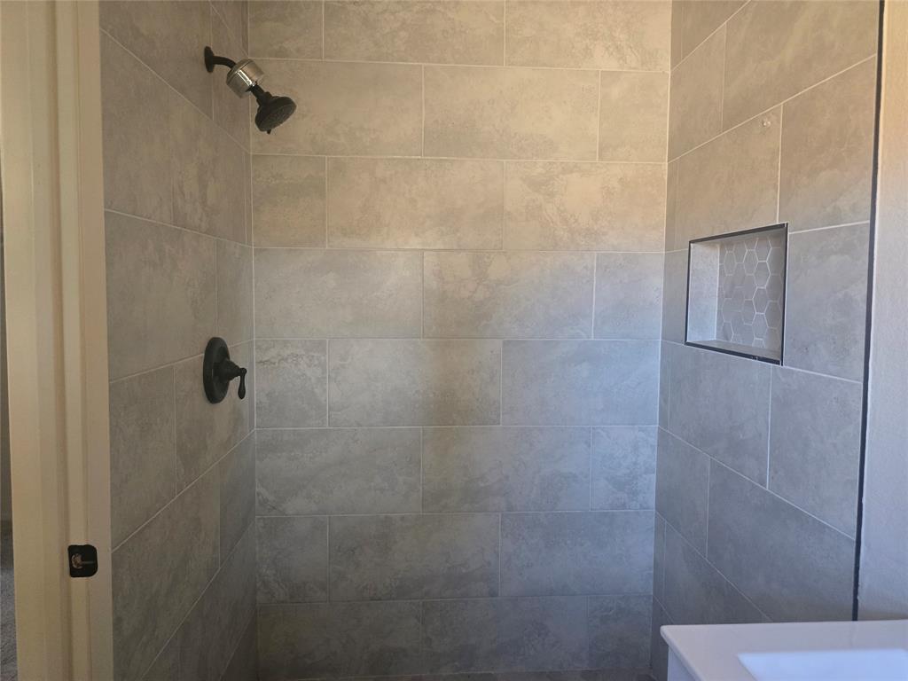 605 Neptune Drive Property Photo 11