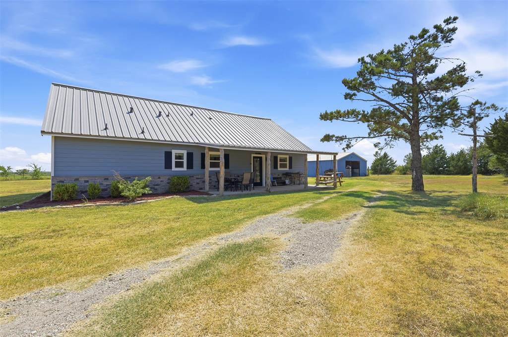88 Green Meadow Drive Property Photo 2