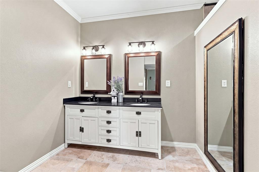 88 Green Meadow Drive Property Photo 9