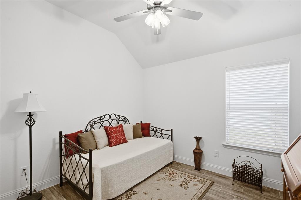 211 Clover Circle Property Photo 15