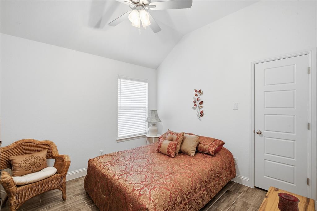 211 Clover Circle Property Photo 18