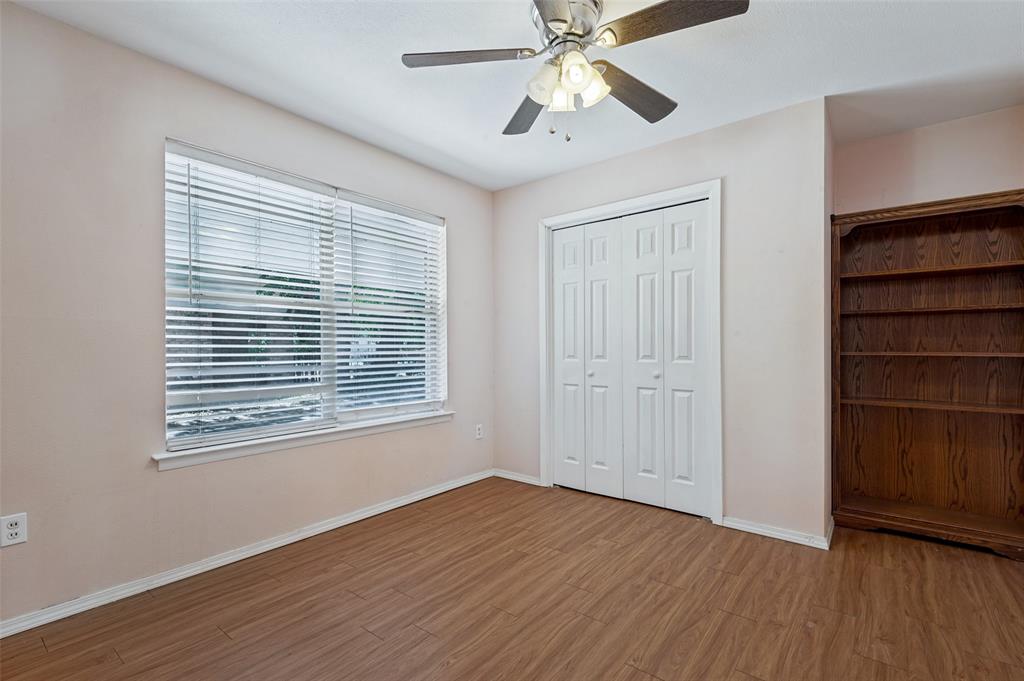 2218 Royal Oaks Drive Property Photo 8