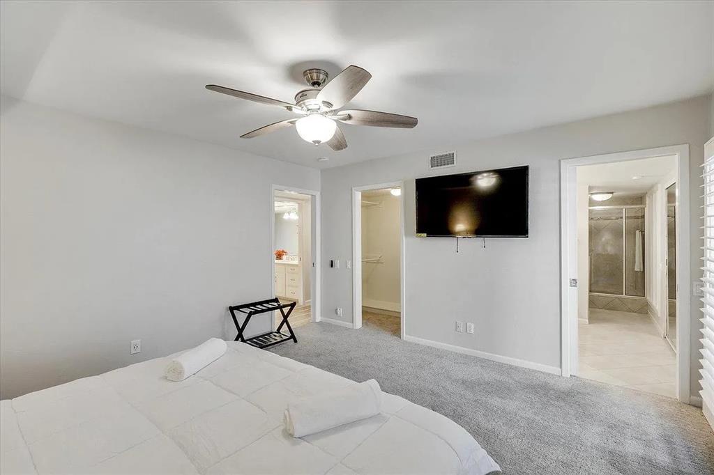 612 W Northgate Drive Property Photo 19
