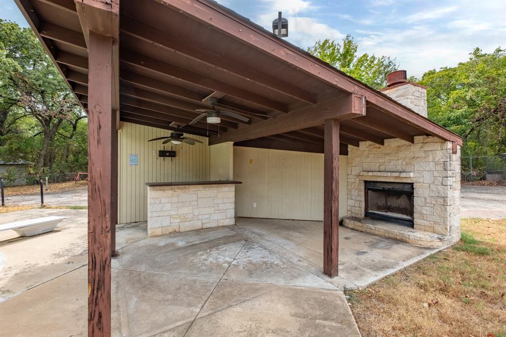 156 S Pearson Property Photo 8