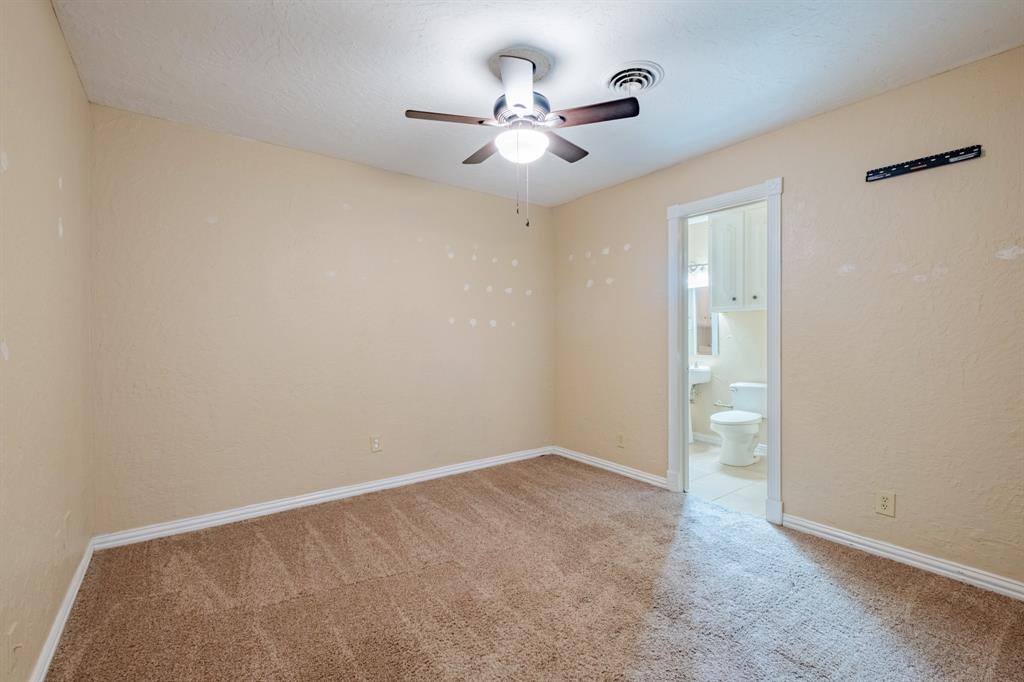 156 S Pearson Property Photo 18