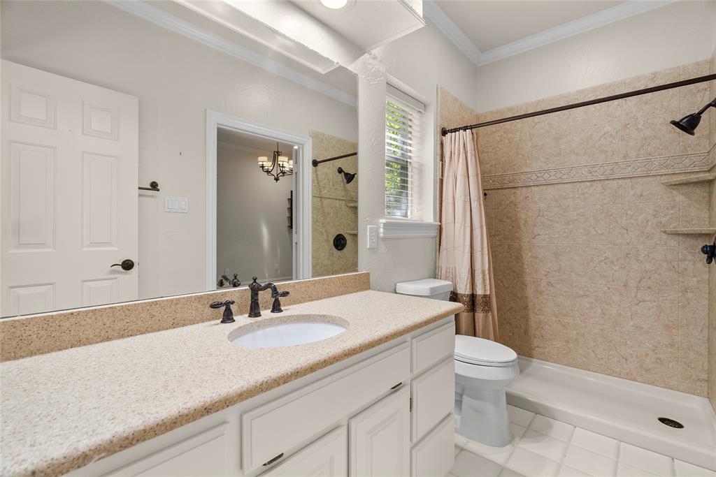 2702 Woodstream Lane Property Photo 10