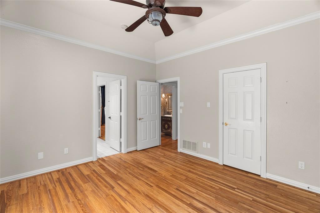 2702 Woodstream Lane Property Photo 12