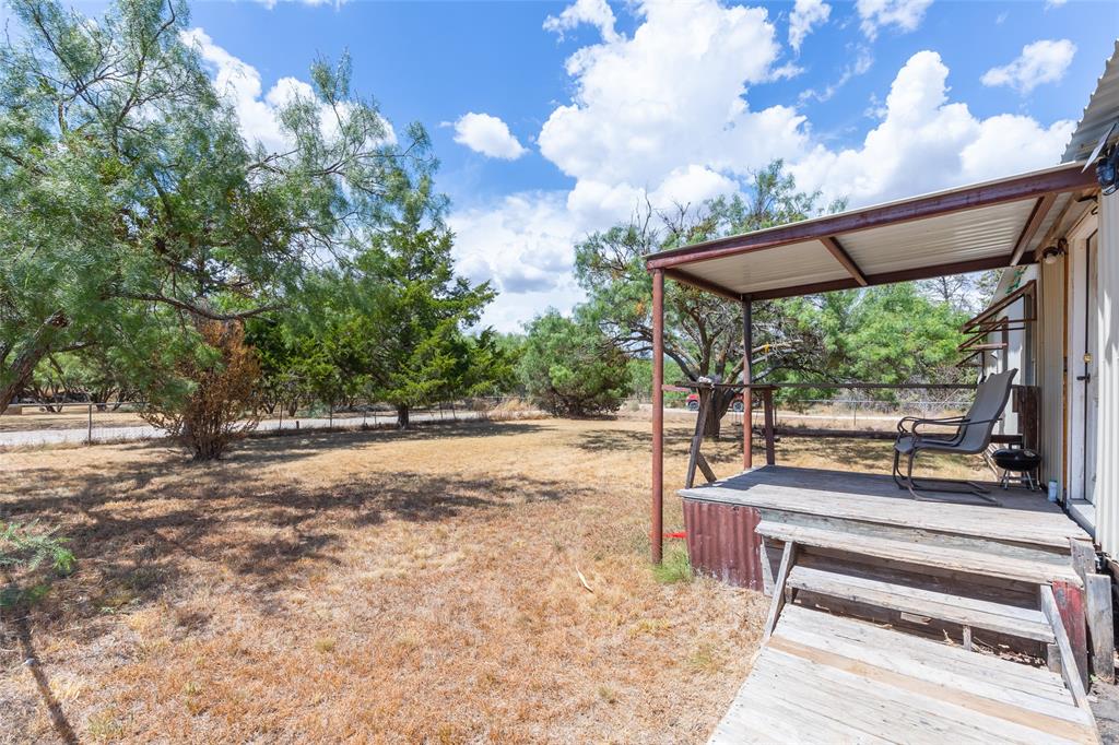 1186 Private Road 2431 Property Photo 10