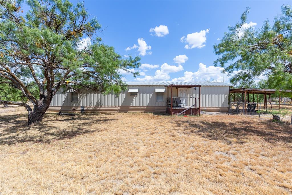 1186 Private Road 2431 Property Photo 11