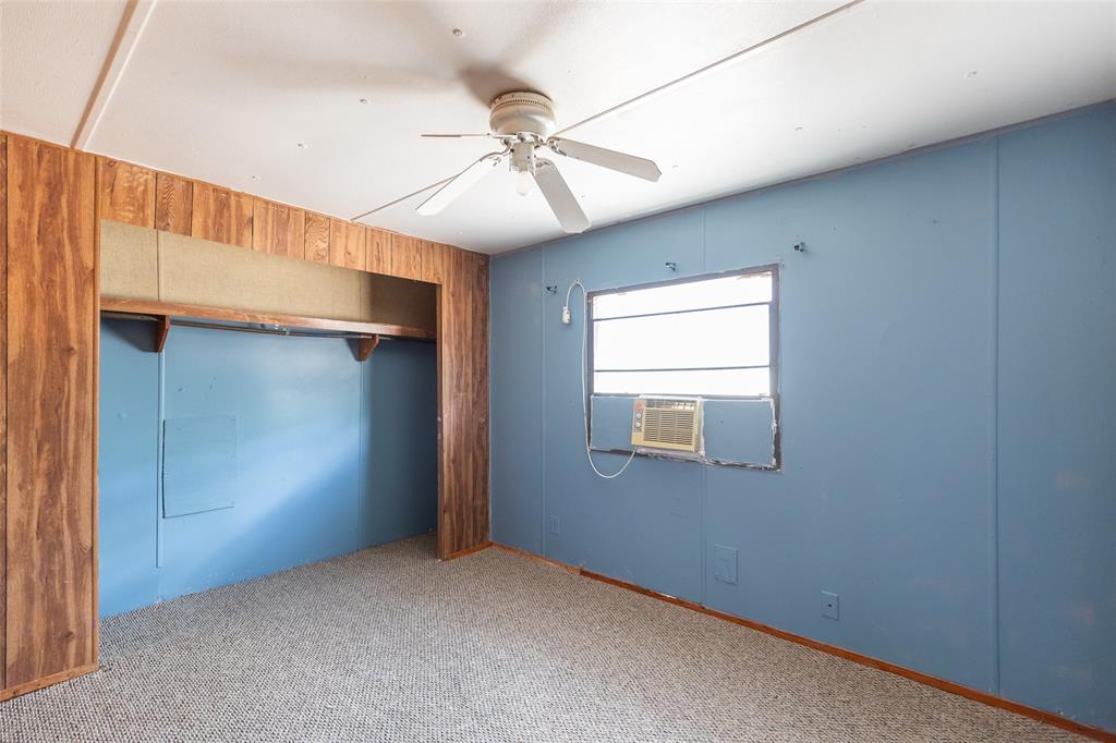 1186 Private Road 2431 Property Photo 21