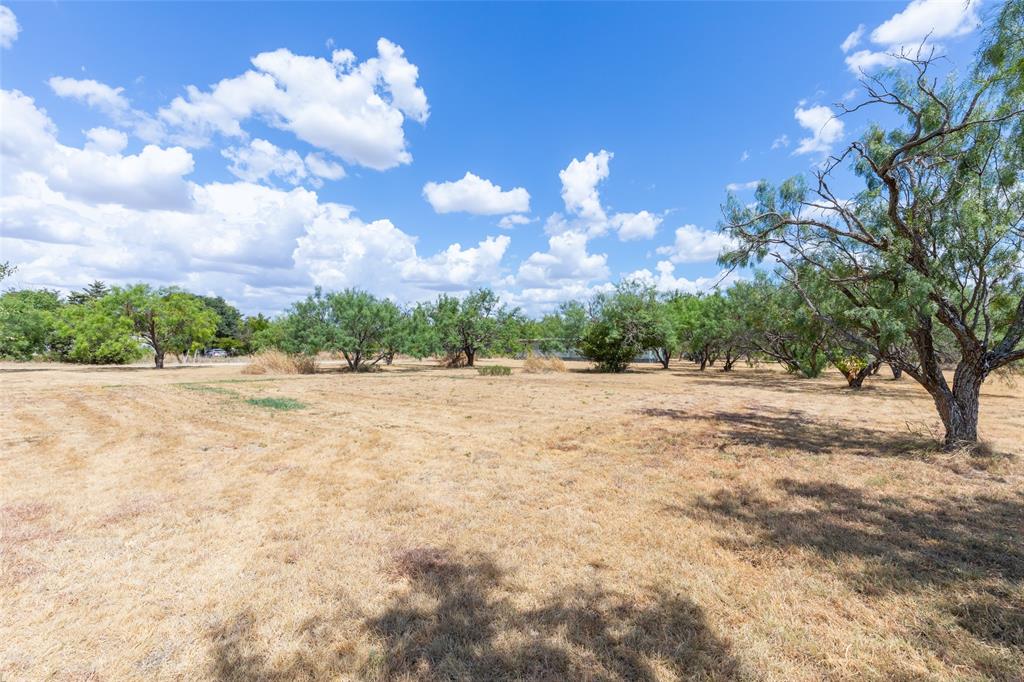 1186 Private Road 2431 Property Photo 38