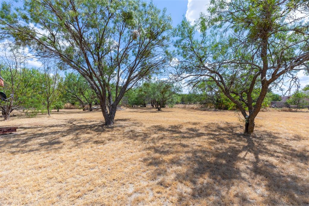 1186 Private Road 2431 Property Photo 39