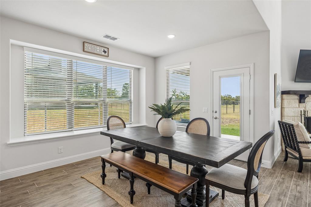 864 Shadow Valley Road Property Photo 4