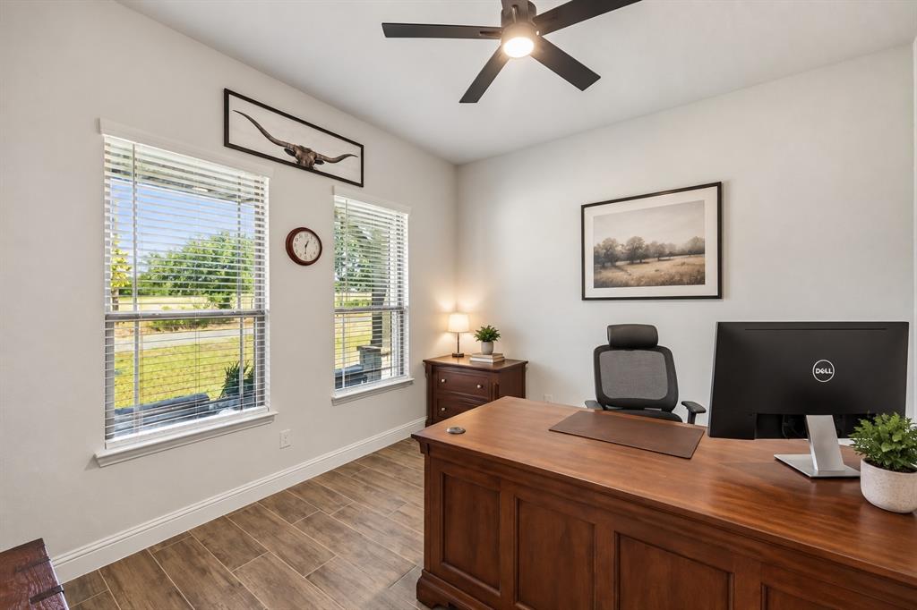 864 Shadow Valley Road Property Photo 12