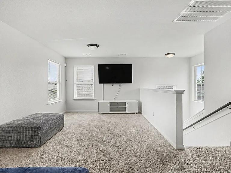 424 Winchester Drive Property Photo 18