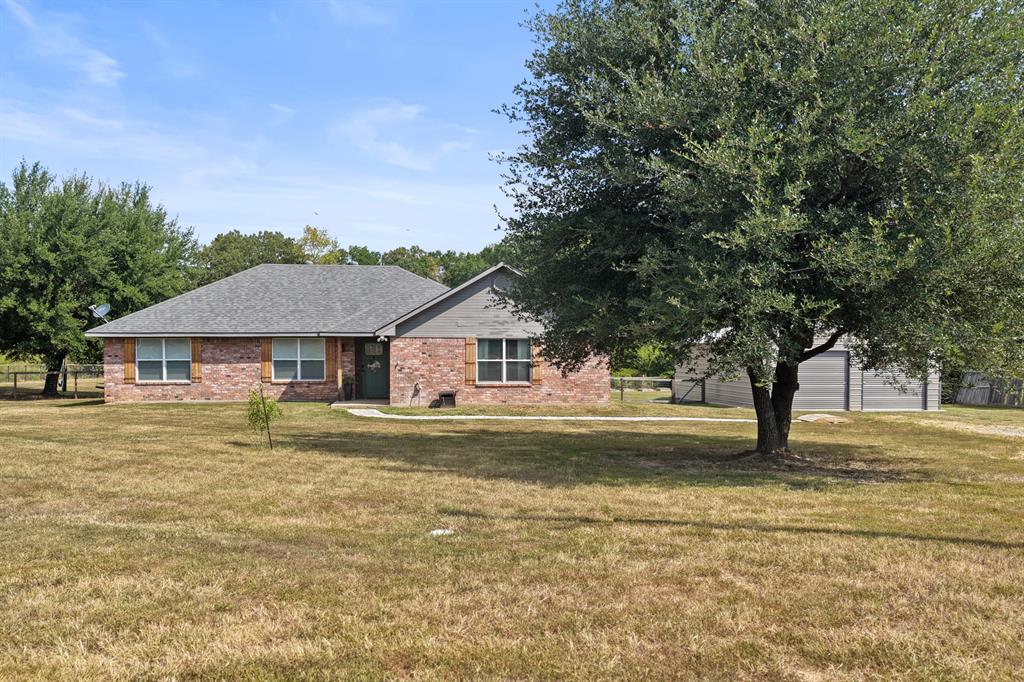 380 N Frontage Rd Property Photo 1