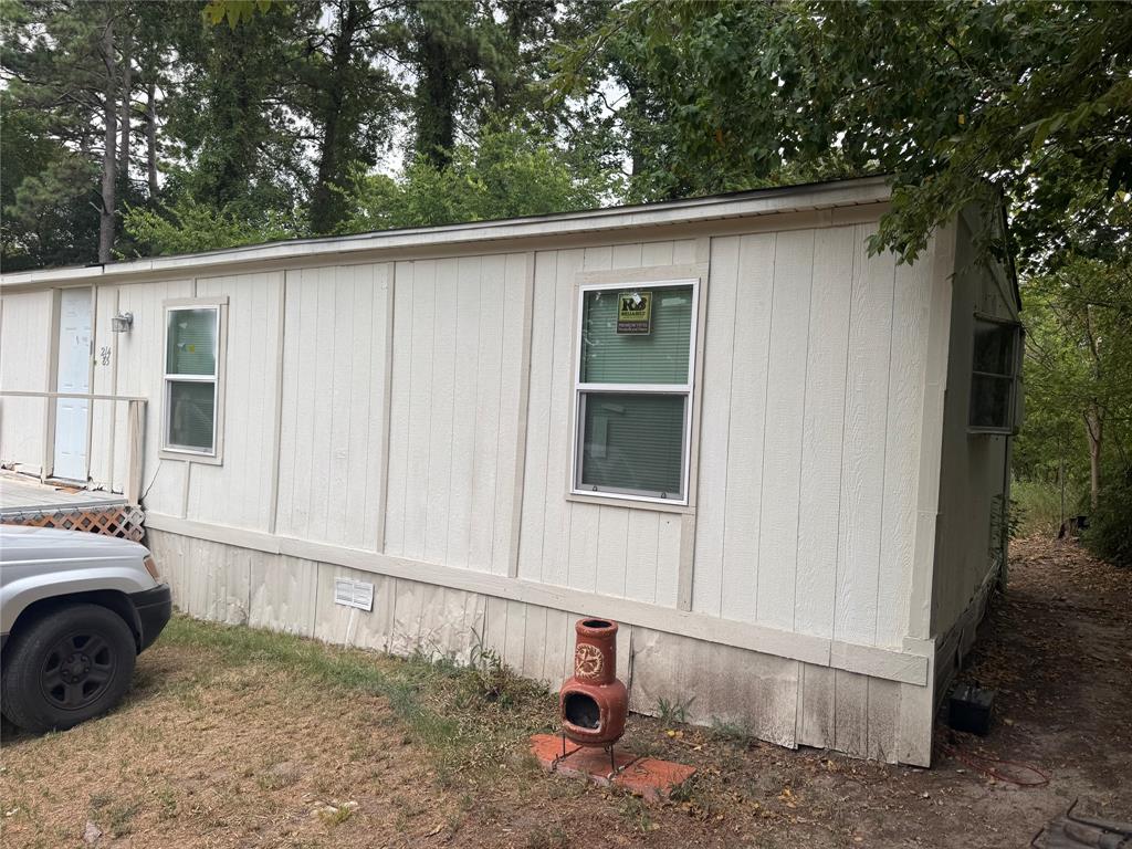 21485 Ravenwood Drive Property Photo 3