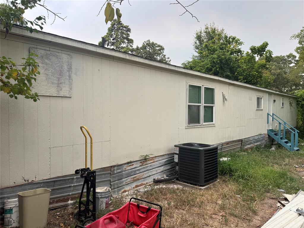 21485 Ravenwood Drive Property Photo 4