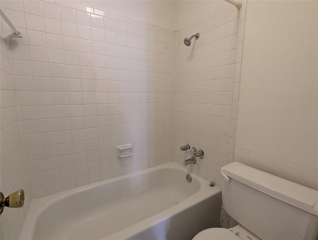 7431 Holly Hill Drive 120 Property Photo 14