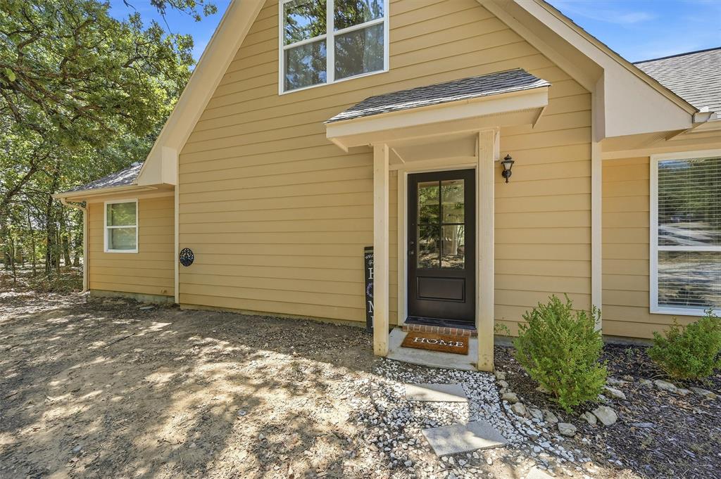 90 County Road 2256 Property Photo 2