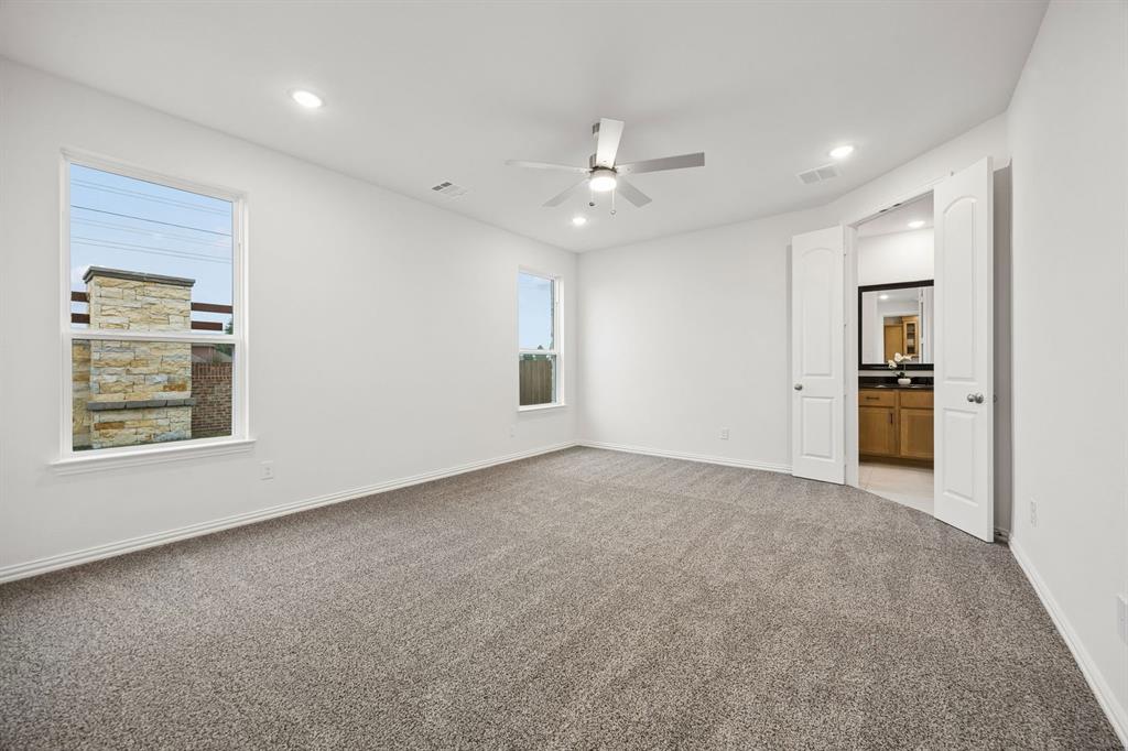 2114 Ozarks Court Property Photo 11