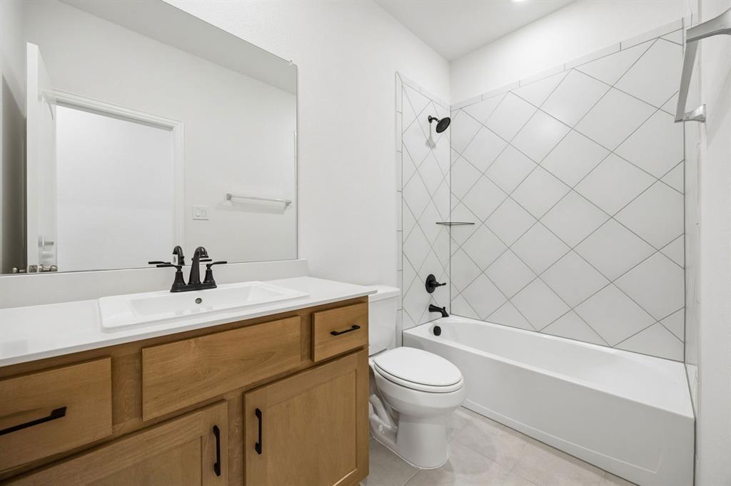 2114 Ozarks Court Property Photo 21