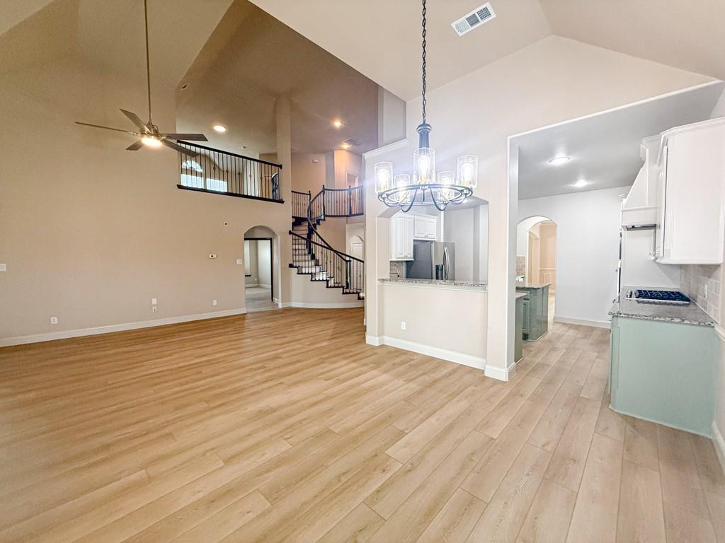 600 Falcon Drive Property Photo 8