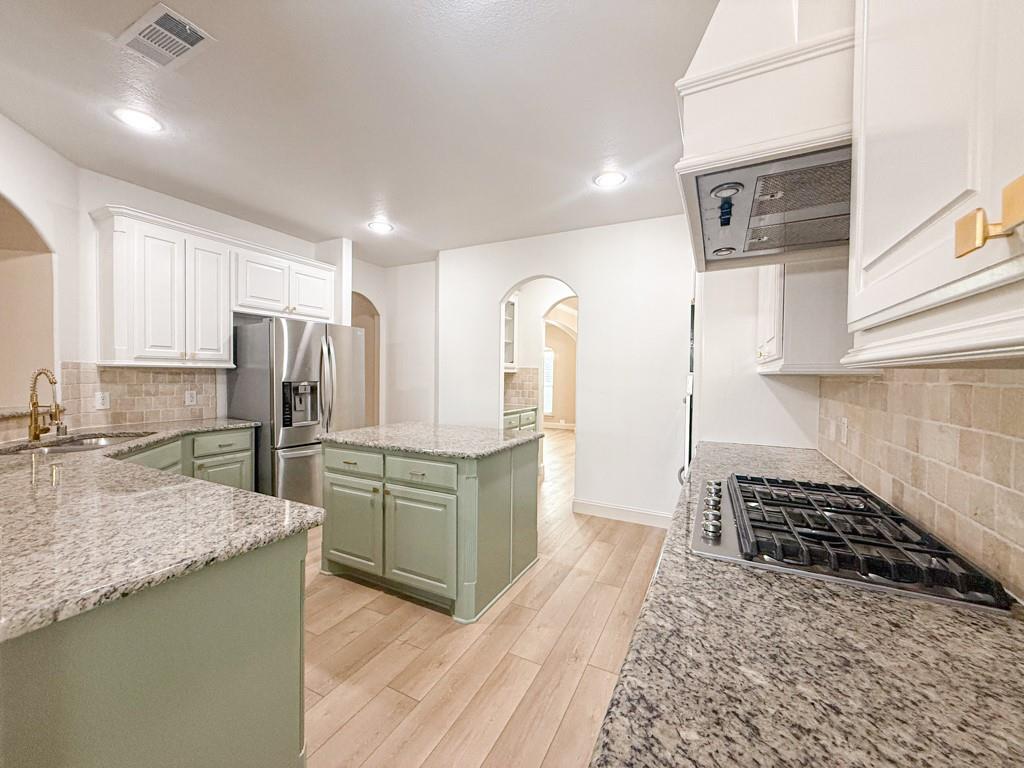 600 Falcon Drive Property Photo 10