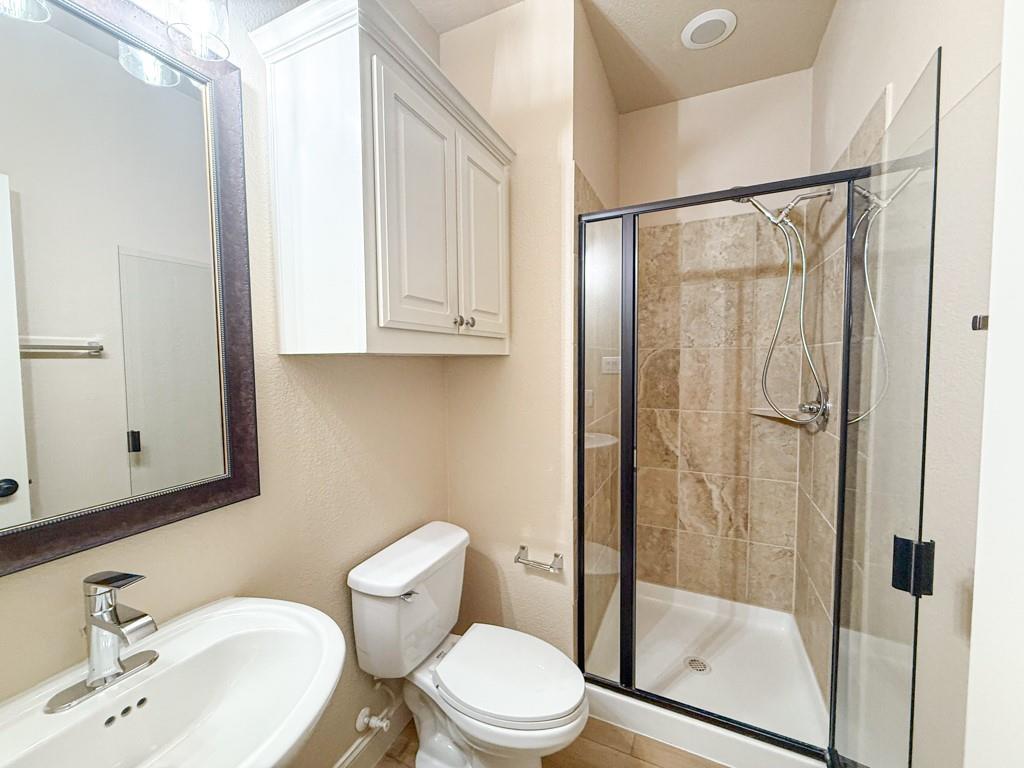 600 Falcon Drive Property Photo 24