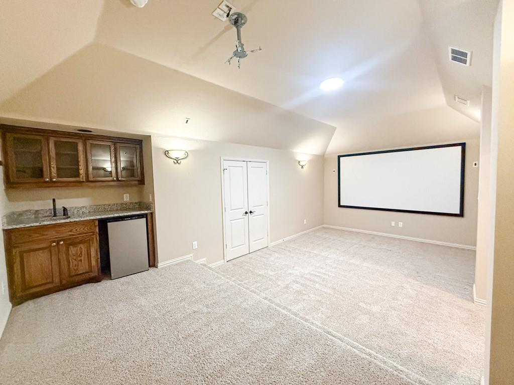 600 Falcon Drive Property Photo 28