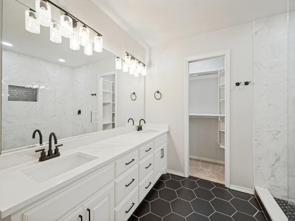 1005 Diane Street Property Photo 14