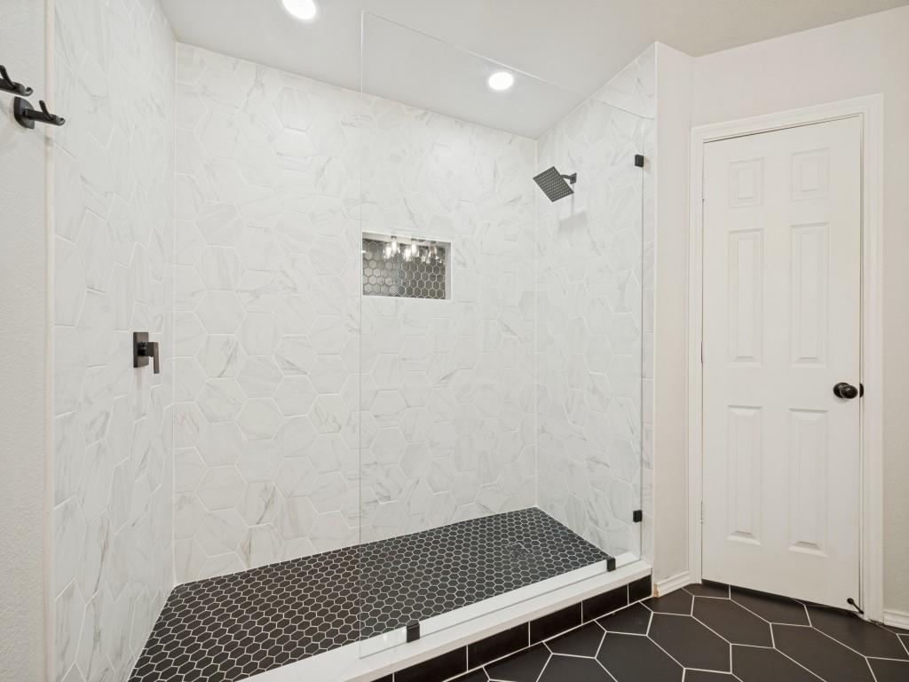 1005 Diane Street Property Photo 15