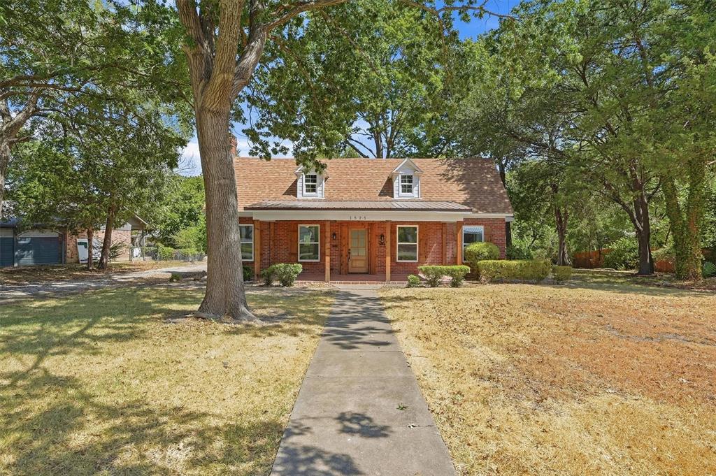 1525 N Shannon Street Property Photo 1