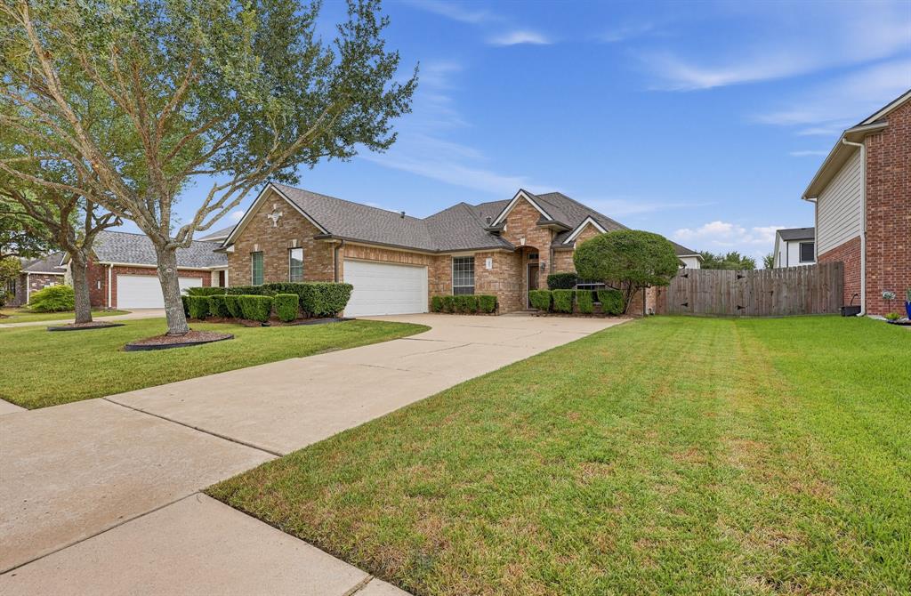 5812 Orchard Trail Drive Property Photo 2