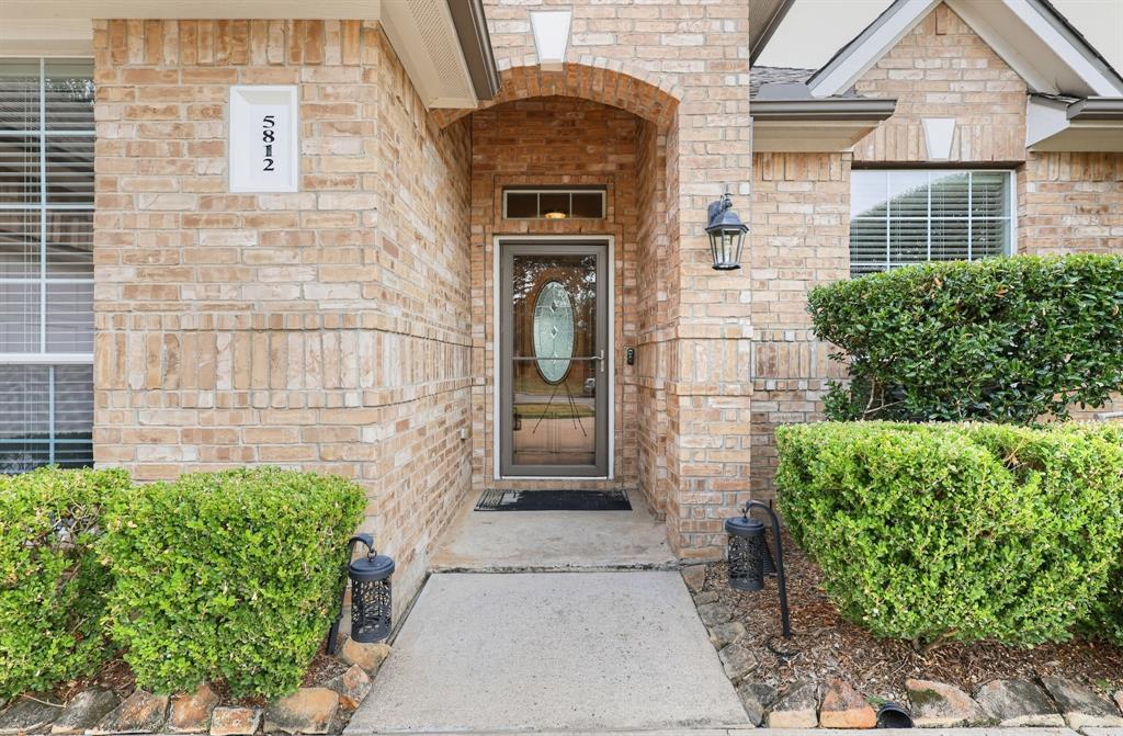 5812 Orchard Trail Drive Property Photo 3