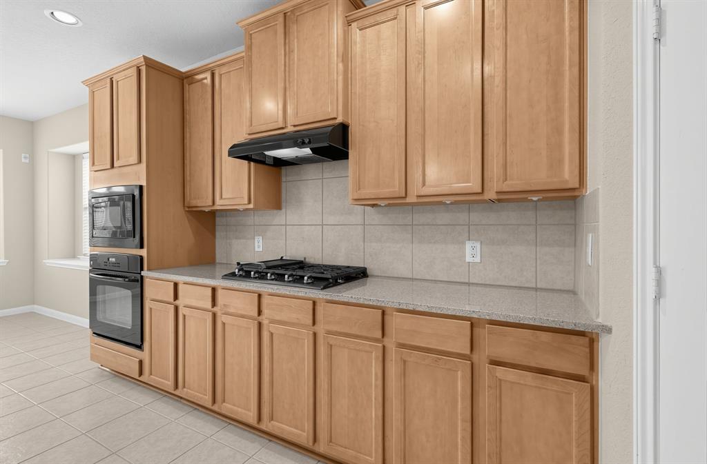 5812 Orchard Trail Drive Property Photo 8