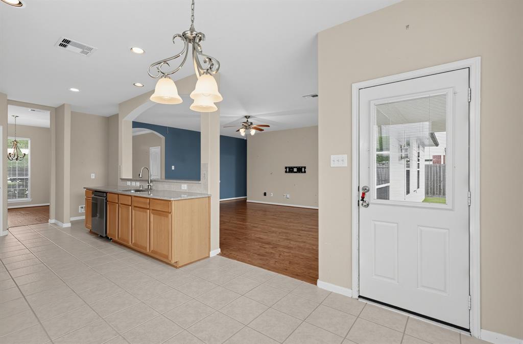 5812 Orchard Trail Drive Property Photo 10