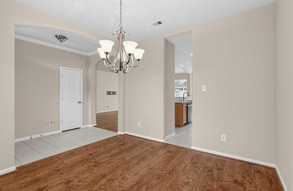 5812 Orchard Trail Drive Property Photo 11